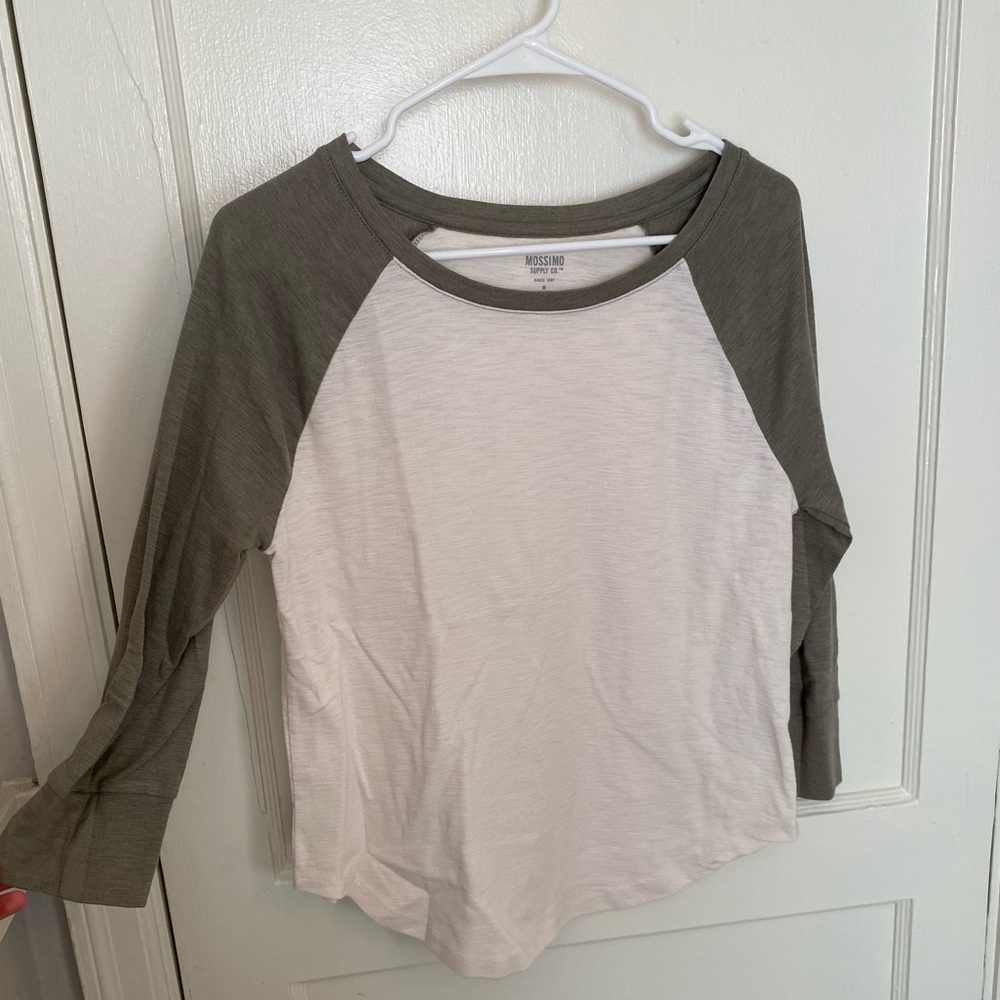 Never Worn baseball tee